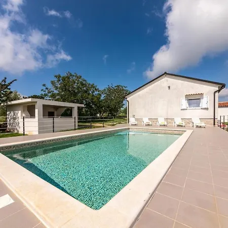 Casa Divna Holiday home *